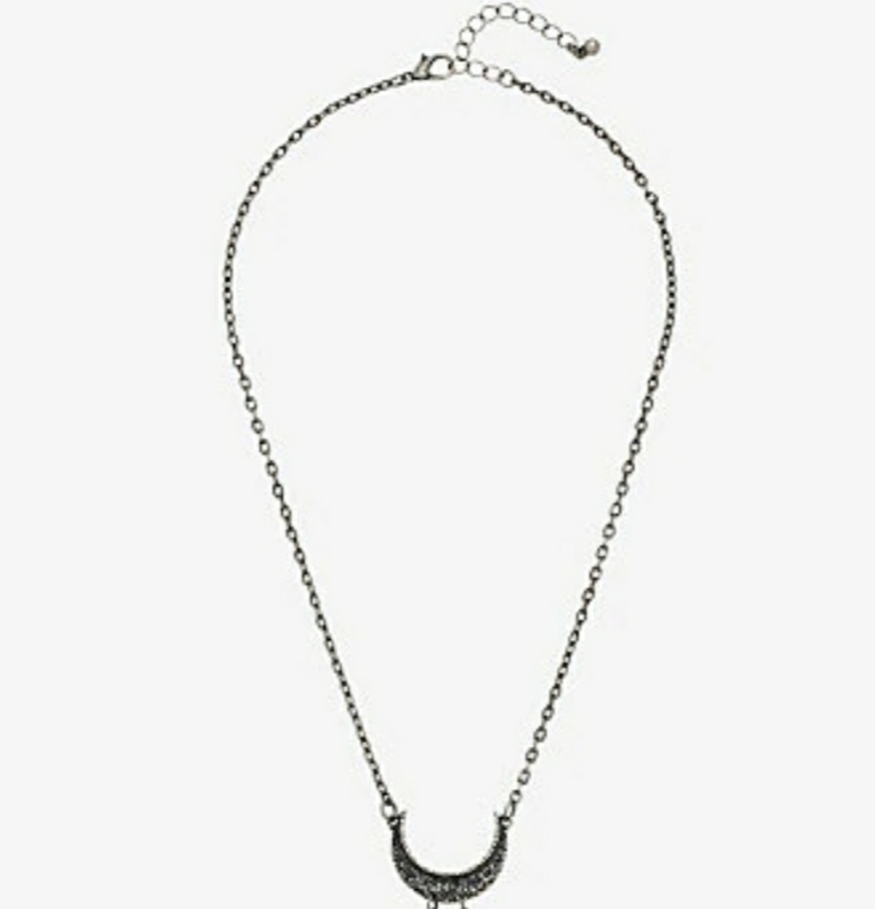 BLACKHEART MOON NECKLACE - Picture 3 of 4